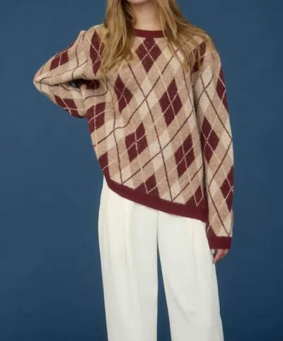 Moon River Argyle Pattern Crew Neck Sweater In Burgundy Multi