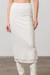 Moon River Evie Slim Skirt In Cream Crinkle In Multi