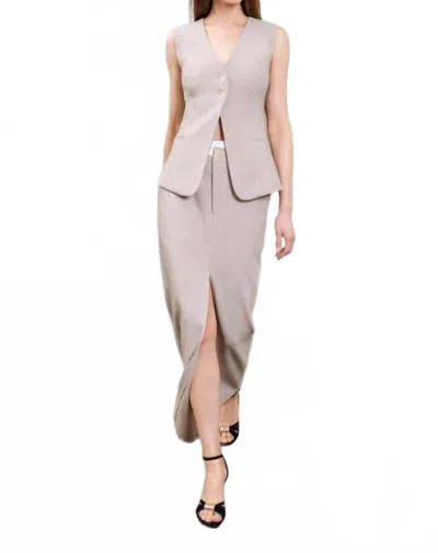Moon River Imara Sleeveless Vest In Taupe In Gray