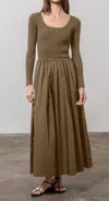 Moon River Long Sleeve Ribbed Sweater Top Dress In Taupe In Grey