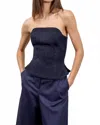 Moon River Serena Knit Strapless Top In Navy In Blue