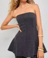 Moon River Strapless Neck Top In Charcoal In Black