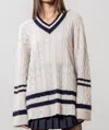 Moon River Vicki V-neck Tennis Sweater In Oatmeal In White