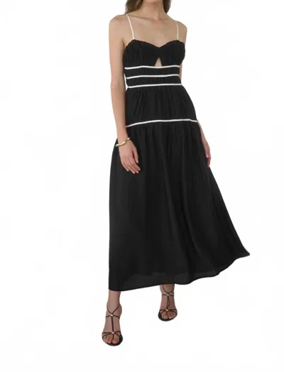 Moon River Willow Midi Dress In Black
