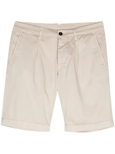 Moorer Alicudi-kel Chino Shorts In Neutrals