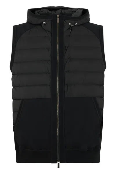 Moorer Black Sleeveless Vest, Durable Fabric And Versatile Design