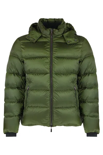 Moorer Brett Hooded Short Down Jacket In Green