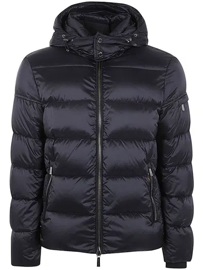 Moorer Padded Hooded Jacket In Black