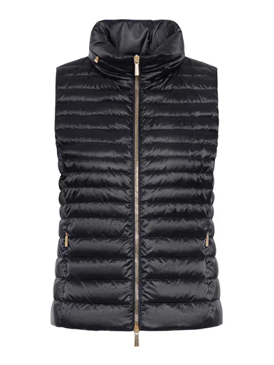 Moorer Villan Padded Vest In Black