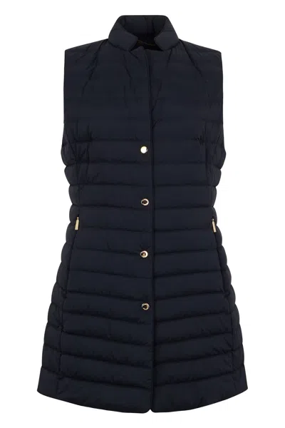 Moorer Dark Blue Vest Ideal For Any Outfit.