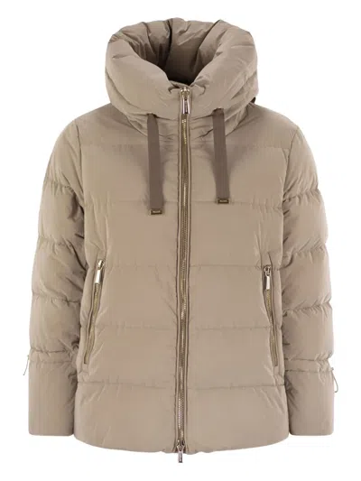 Moorer Long Quilted Jacket With Hood And Pockets In Brown