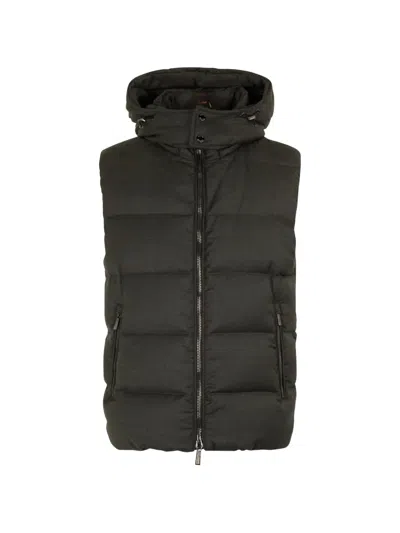 Moorer Hooded Down Gilet In Gray