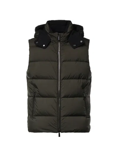 Moorer Hooded Padded Gilet In Green