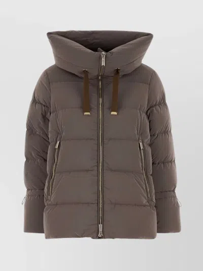 Moorer Hooded Puffer Jacket With Side Zip Pockets In Brown