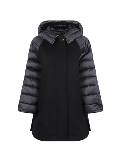 Moorer Hooded Quilted Jacket In Blue