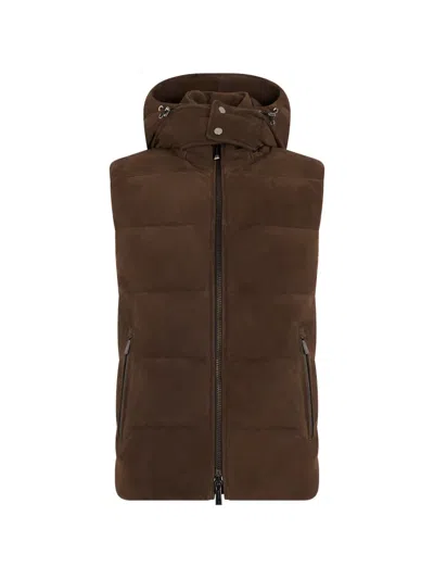 Moorer Hooded Quilted Vest In Brown