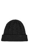 Moorer Knitted Hat In Black