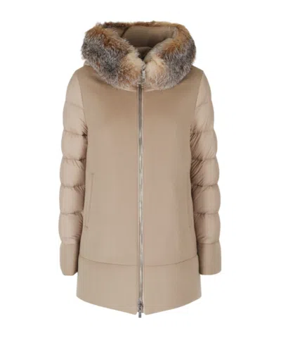 Moorer Long-sleeve Hooded Padded Jacket In Neutral