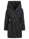 Moorer Long-sleeved Hooded Down Jacket In Black
