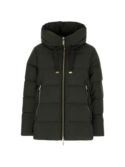 Moorer Quilted Hooded Jacket In Black