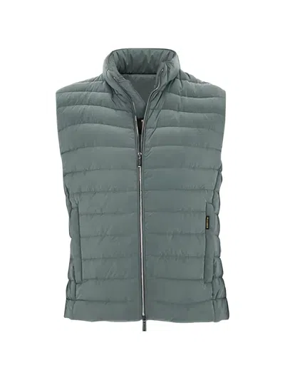 Moorer Quilted Zip-up Gilet In Green
