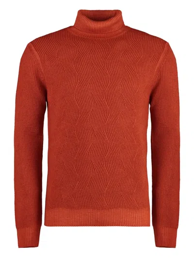 MOORER RIBBED TURTLENECK SWEATER
