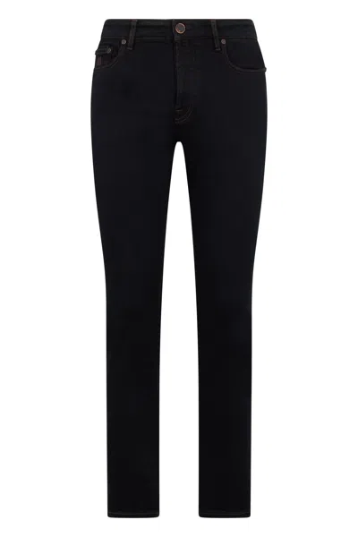 Moorer Slim Fit Black Trousers: Versatile Daily Elegance