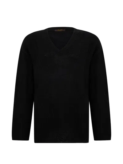 Moorer V-neck Mesh-knit Sweater In Black