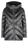 Moorer Wanita Down Jacket With Distinctive Quilted Design In Black