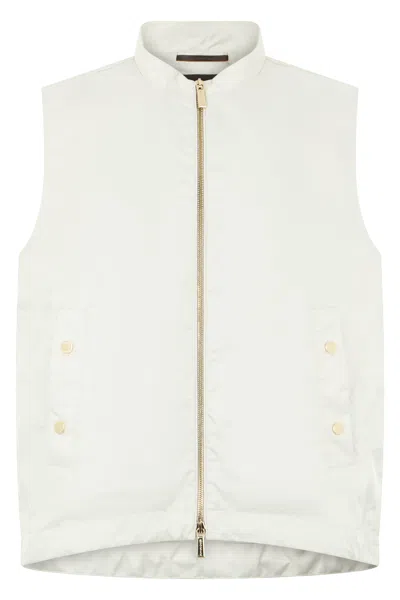 Moorer White Sleeveless Vest, Light And Versatile