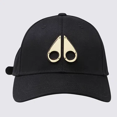 MOOSE KNUCKLES BLACK AND GOLD COTTON LOGO ICON BASEBALL CAP