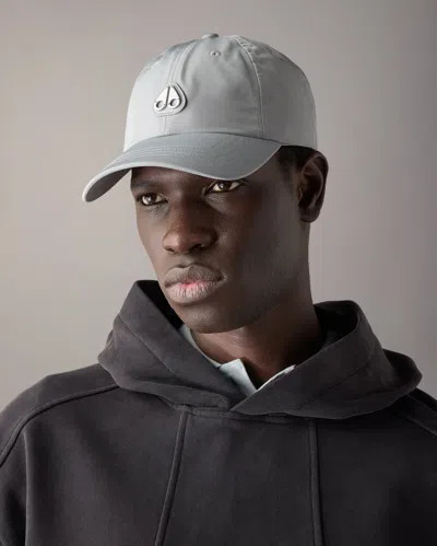 Moose Knuckles Crescent Logo Cap In Gray