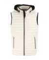 Moose Knuckles Detachable Hood Padded Gillet In White