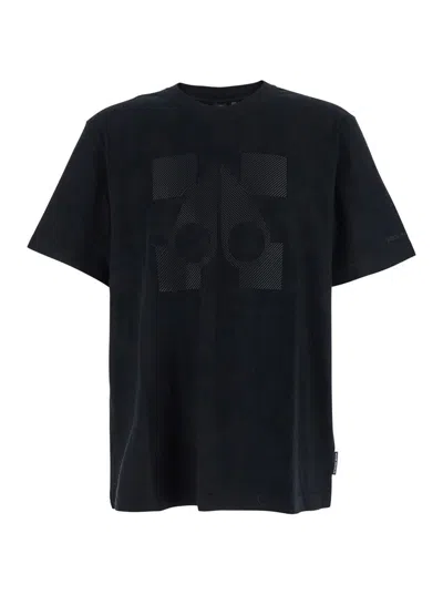 MOOSE KNUCKLES 'FINCHLEY' BLACK CREWNECK T-SHIRT WITH MAXI LOGO ON THE FRONT AND LOGO LETTERING ON THE SLEEVE IN CO