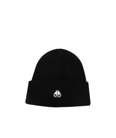 Moose Knuckles Flanged Knitted Hat In Black