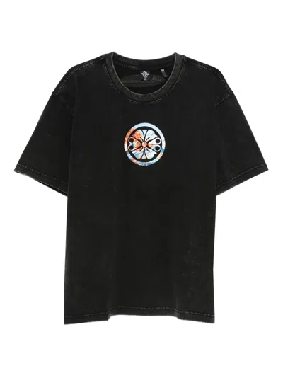 MOOSE KNUCKLES GRAPHIC T-SHIRT