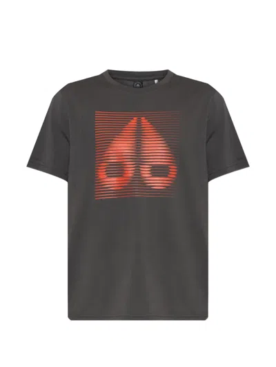 Moose Knuckles Graphic T-shirt In Green