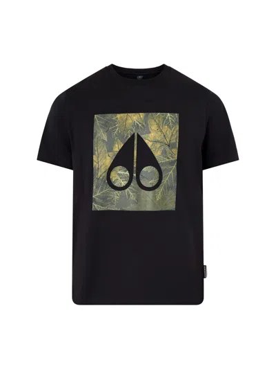 Moose Knuckles Hemlock Tee In Black