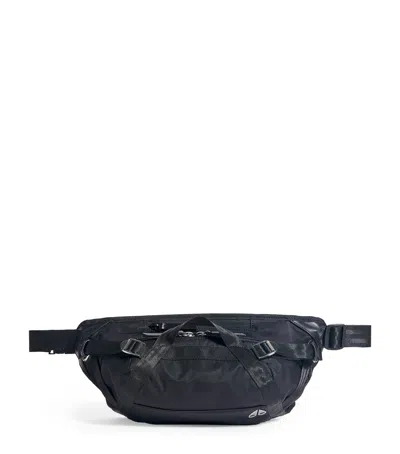 Moose Knuckles Logo Icon Cross-body Bag In Black