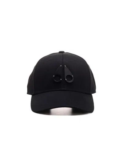 Moose Knuckles Logo Plaque Cap In Black