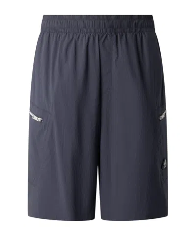 Moose Knuckles Logo Plaque Shorts In Blue
