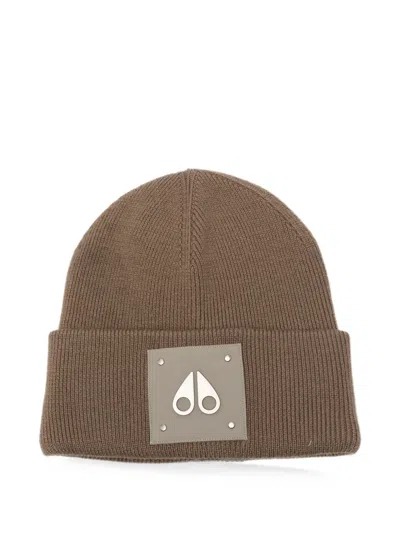 Moose Knuckles Logo-patch Ribbed-knit Beanie Hat In Brown