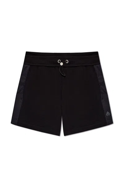 Moose Knuckles Mixmedia Shorts In 黑色