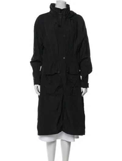 Pre-owned Moose Knuckles Nylon Parka In Black