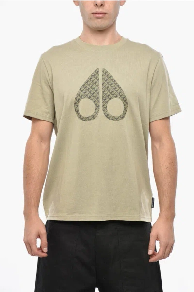 Moose Knuckles Solid Color Chamblee Crew-neck T-shirt With Frontal Print In Green
