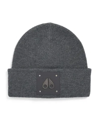 Moose Knuckles Wool Logo Beanie In Grey