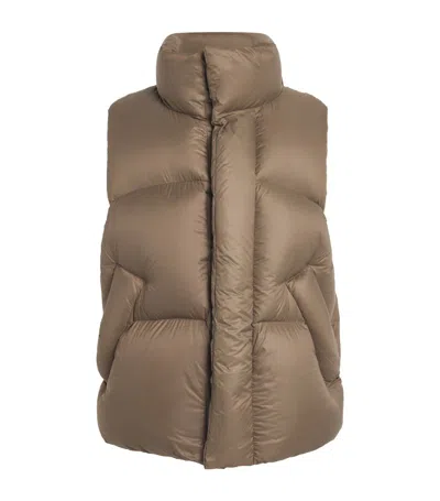 Mordecai Oversized Puffer Gilet In Brown