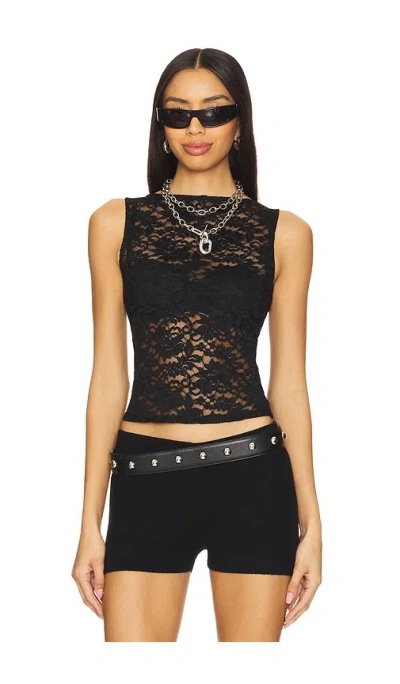 More To Come Iris Lace Top In 黑色