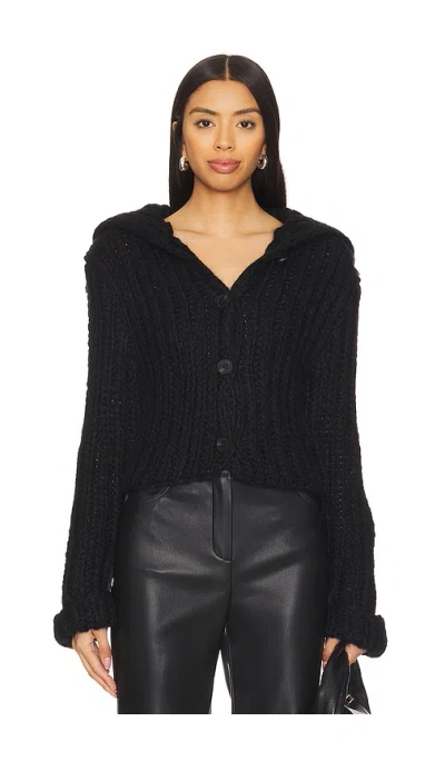 More To Come Strick Ray In Black