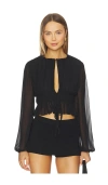 More To Come Sofia トップ In Black